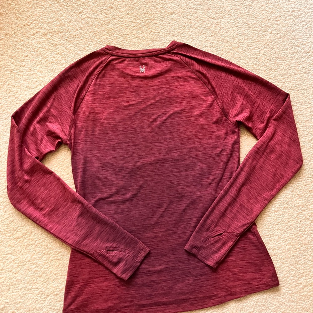 SPYDER ACTIVE — Stylish Maroon Long Sleeve Top 
Like New - Picture 5 of 6
